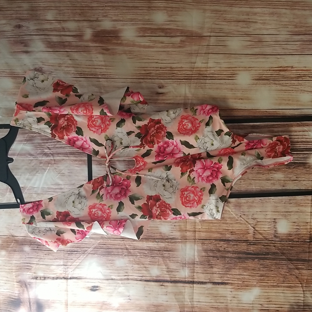 Telaura Swimwear Size Large
